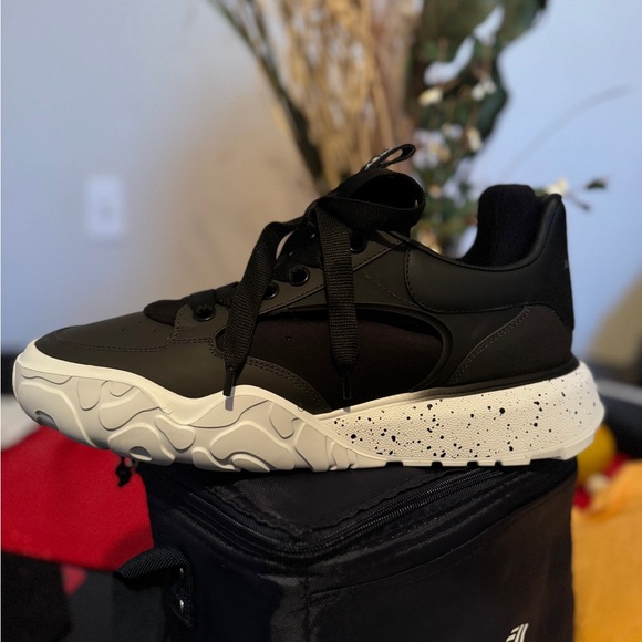 Alexander McQueen Court Tech Trainer - Picture 4 of 6